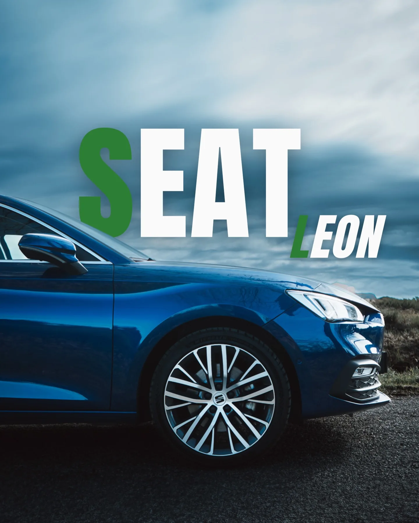 SEAT Leon Xcellence bleue, vue latérale
